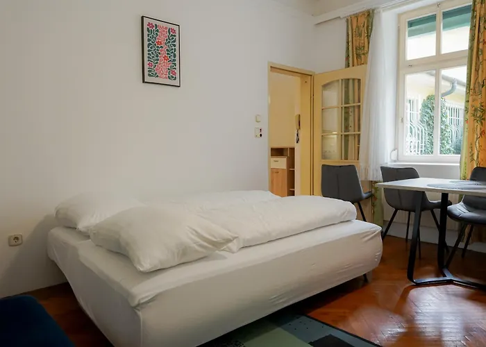 Heritage In Historical Musician Of Josef Klein Apartmán Vídeň